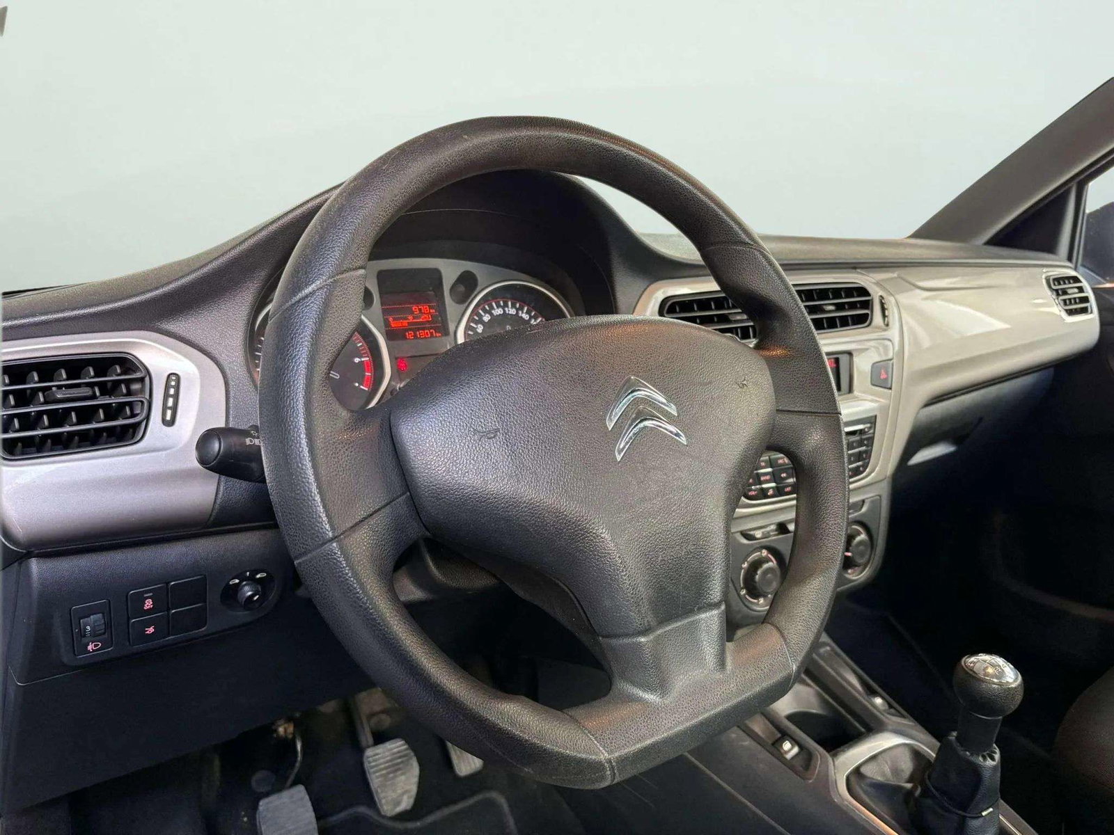 https://cdn-flexicar.caraffinity.it/public_appraisal_images_pro/images/stock/264817/SpOGIync4S__WhatsApp Image 2026-05-26 at 12.14.27 (3).jpg